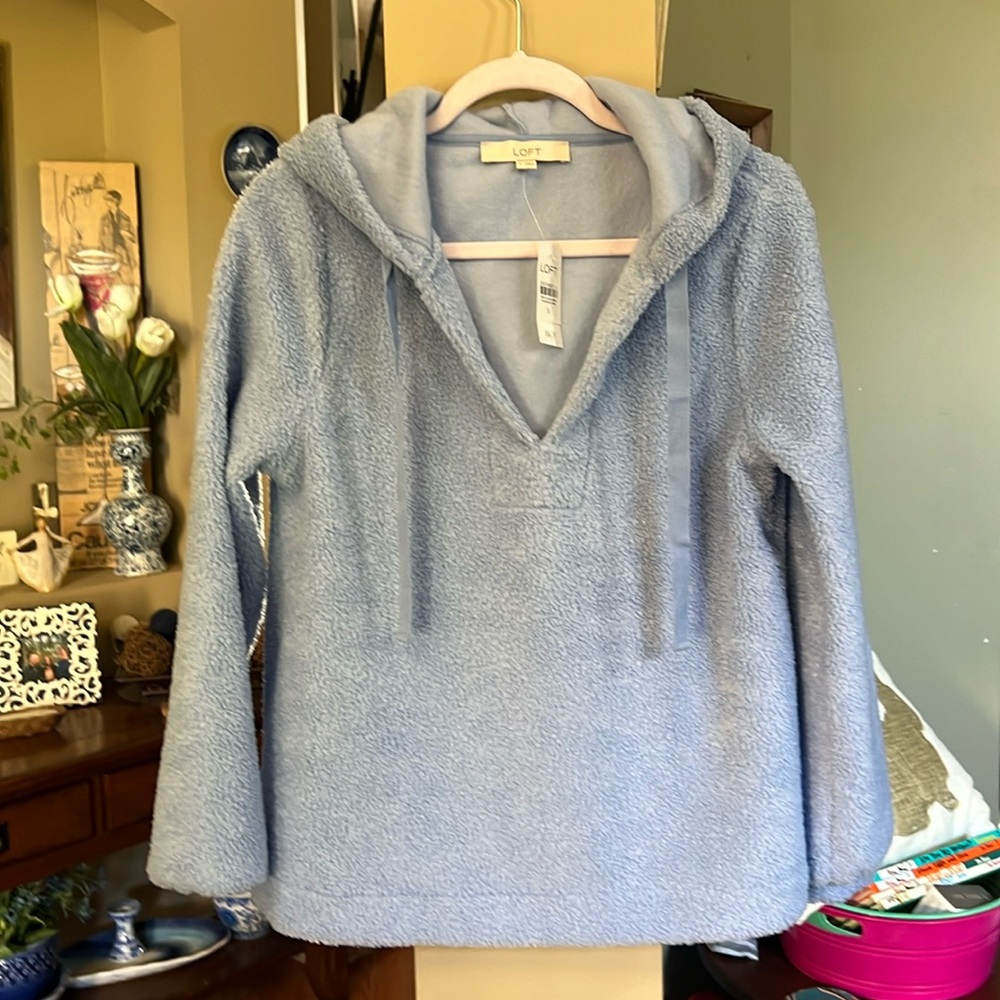 Nwt Loft Sherpa V Neck Hooded Top